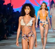 Eroti&scaron;kas &bdquo;Etam&ldquo; &scaron;ou