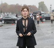 Paryžiaus mados savaitė: Heloise Letissier (&bdquo;Christine and the Queens&ldquo;)