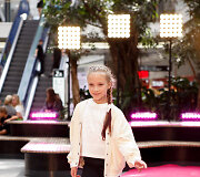 &bdquo;Vilnius Outlet&ldquo; ir modelių mokykla &bdquo;CatWalk&ldquo; surengė stilingą &bdquo;Back To School&ldquo; mados &scaron;ventę.