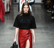 &bdquo;Trussardi&ldquo; kolekcijos modelis