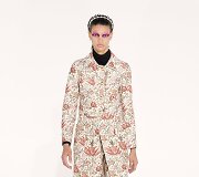 &bdquo;Giambattista Valli&ldquo; 2021&ndash;2022 m. rudens ir žiemos kolekcijos modelis
