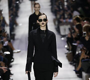 &bdquo;Christian Dior&ldquo; 2016 m. rudens-žiemos kolekcijos modelis