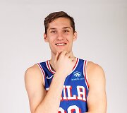 Ąžuolas Tubelis (&bdquo;Philadelphia 76ers&ldquo;) &ndash; 508 tūkst. JAV dolerių