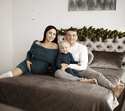 Gretos Lebedevos-Kazakevič ir Aleksandro Kazakevičiaus kalėdinės fotosesijos akimirka
