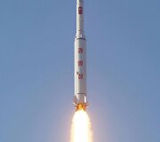 &Scaron;iaurės Korėjos gaminama &bdquo;Unha 9&ldquo; raketa 
