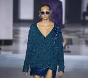 &bdquo;Lanvin&ldquo; 2022 m. pavasario ir vasaros kolekcijos modelis