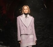 &bdquo;Chanel&ldquo; 2021&ndash;2022 m. rudens ir žiemos kolekcijos modelis