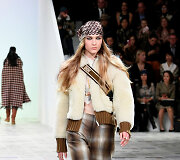 &bdquo;Christian Dior&ldquo; 2020&ndash;2021 m. rudens ir žiemos kolekcijos modelis