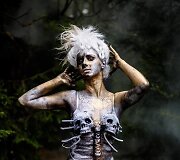 Steveno Vincento Mitchello paveikslas &bdquo;Desire of grasping minds&ldquo; ir Ingos Bagdonaitės-Balevičienės sukurta jo interpretacija