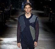 &bdquo;Missoni&ldquo; 2019 m. pavasario ir vasaros kolekcijos modelis
