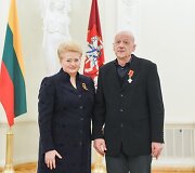 Dalia Grybauskaitė ir &Scaron;arūnas Sauka