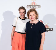 30 geriausių restoranų apdovanojimų ceremonijos akimirka