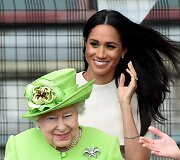 Sasekso hercogienė Meghan ir karalienė Elizabeth II