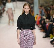 &bdquo;Carolina Herrera&ldquo; 2019 m. pavasario ir vasaros kolekcijos pristatymas
