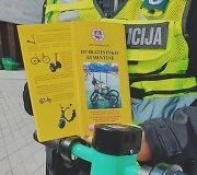 KET priminimas dviračių ir paspirtukų vairuotojams