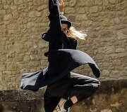 Gėlių, meno ir meilės festivalyje &ndash; tarptautinė  teatro ir cirko trupė bei kvapą gniaužiantys pasirodymai