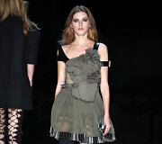 &bdquo;Alexandre Vauthier&ldquo; 2016m. pavasario-vasaros kolekcijos modelis