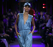 &bdquo;Tom Ford&ldquo; 2020 m. pavasario ir vasaros kolekcijos modelis