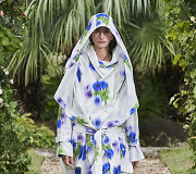 &bdquo;Kenzo&ldquo; 2021 m. pavasario ir vasaros kolekcijos modelis