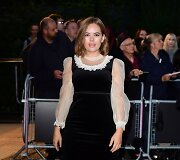 Tanya Burr