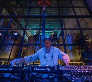 &Scaron;okiais elektroninės muzikos ritmu festivalį uždarė &bdquo;Vaiper&ldquo;.