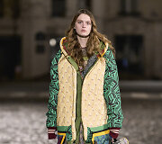 &bdquo;Chlo&eacute;&ldquo; 2021&ndash;2022 m. rudens ir žiemos kolekcijos modelis
