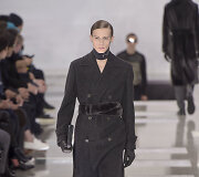 &bdquo;Louis Vuitton&ldquo; 2016 m. rudens-žiemos kolekcijos modelis