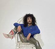 &bdquo;Vivienne Westwood&ldquo; 2021 m. pavasario ir vasaros kolekcijos modelis