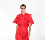 &bdquo;Giambattista Valli&ldquo; 2021&ndash;2022 m. rudens ir žiemos kolekcijos modelis