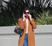 Anne Hathaway