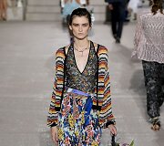 &bdquo;Missoni&ldquo; 2020 m. pavasario ir vasaros kolekcijos modelis