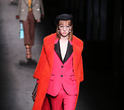 &bdquo;Gucci&ldquo; 2016-2017 m. rudens-žiemos kolekcijos modelis