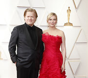 Kirsten Dunst ir Jesse'is Plemonsas