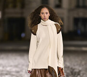 &bdquo;Chlo&eacute;&ldquo; 2021&ndash;2022 m. rudens ir žiemos kolekcijos modelis