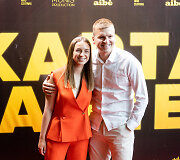 Filmo &bdquo;Kartą kaime&ldquo; premjeros svečiai