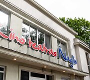 Renovacijai uždarytas kino teatras &bdquo;Naglis&ldquo; Palangoje