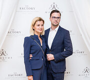 Juvelyrikos studijos atidarymo akimirka 