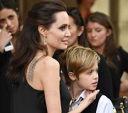 Angelina Jolie su dukra Shiloh
