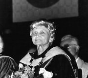Marijos Gimbutienės apsilankymas Vytauto Didžiojo universitete 1993-aisiais