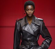 &bdquo;Salvatore Ferragamo&ldquo; kolekcijos modelis