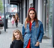 Veronika Montvydienė su dukra