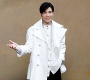 Dainininkas Jam Hsiao