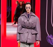 &bdquo;Prada&ldquo; 2020&ndash;2021 m. rudens ir žiemos kolekcijos modelis