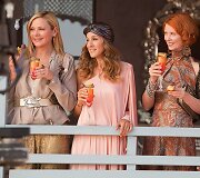 Kim Cattrall, Sarah Jessica Parker, Cynthia Nixon ir Kristin Davis filme &bdquo;Seksas ir miestas 2&ldquo; (2010 m.)
