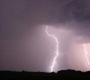 Žaibai pamaryje