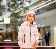 &bdquo;Vilnius Outlet prekybos centro podiumu žengė ne tik jaunieji modeliai, bet ir jų mamos!&ldquo;
