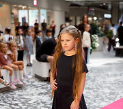 &bdquo;Vilnius Outlet&ldquo; ir modelių mokykla &bdquo;CatWalk&ldquo; surengė stilingą &bdquo;Back To School&ldquo; mados &scaron;ventę.