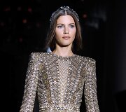 &bdquo;Zuhair Murad&ldquo; kolekcijos modelis
