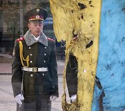 I&scaron; Rytų Ukrainos parvežta &scaron;alies vėliava