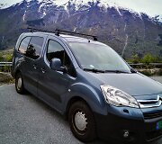 Rasa ir Vytautas Genotai automobilį pavertė nameliu ant ratų
